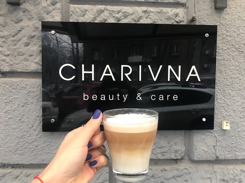 CHARIVNA