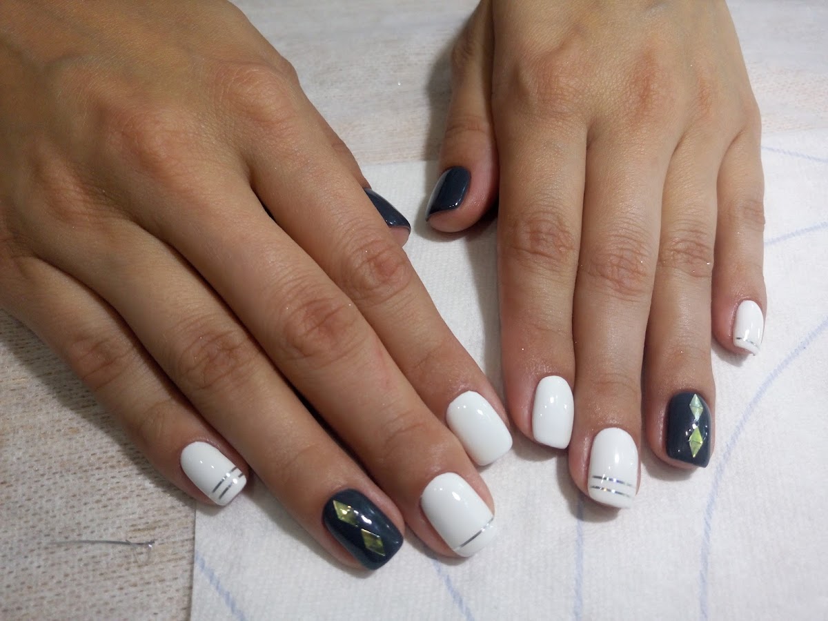 Gloss Beauty Salon — Beauty